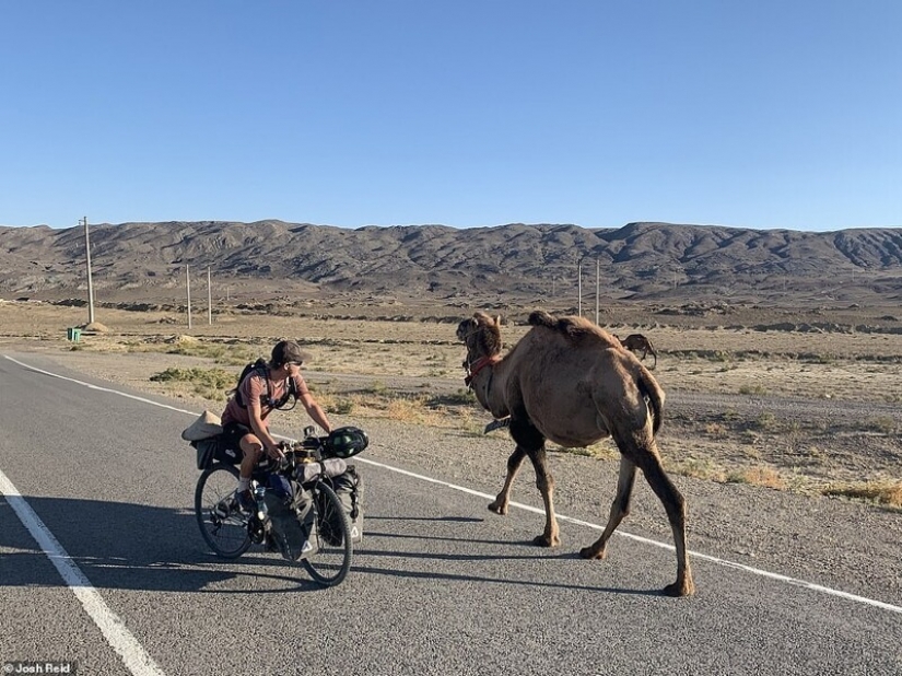 El Británico compró la bicicleta en China, y viajó 15 mil millas a Inglaterra