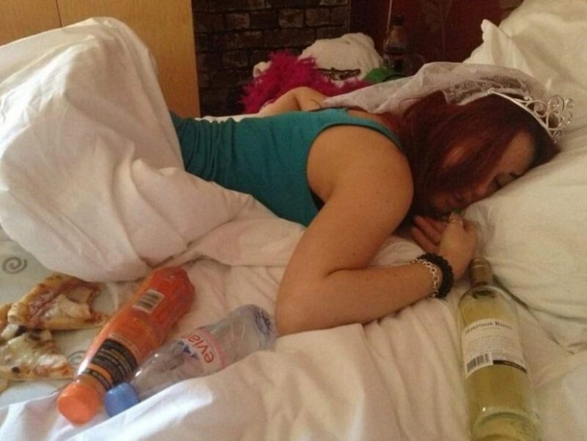 El Británico resaca en las fotos enviadas en una muy inusual competencia