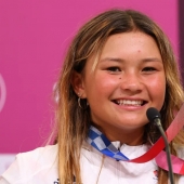 el campeón de 13 años Skye Brown es una joven sensación de los Juegos Olímpicos de 2020