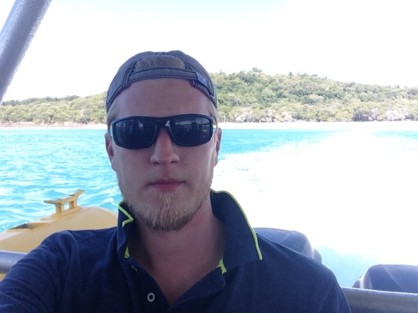 El chico ha estado en Australia y... admitió que fue horrible! Foto adjunta