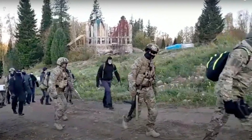 El día del Juicio por "Jesús de Siberia": por qué el líder de la "Iglesia del Último Testamento" Sergei Torop fue arrestado