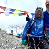 El estadounidense se interesó por el montañismo a la edad de 68 años, y a los 75 conquistó el Monte Everest