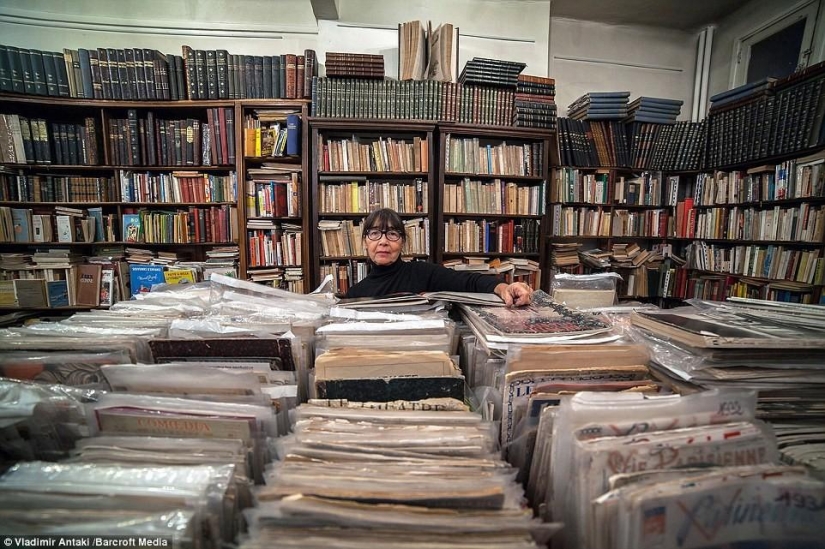 El fotógrafo canadiense Vladimir Antaki estudia la misteriosa vida de los comerciantes