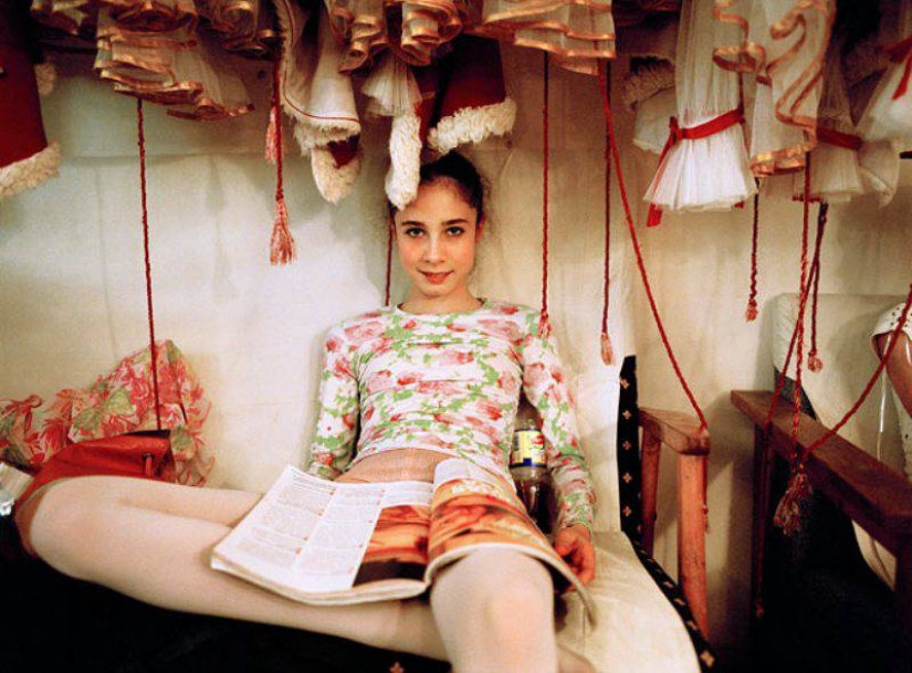 El futuro del ballet ruso en el proyecto fotográfico de mujeres estadounidenses " Desesperadamente impecable» El futuro del ballet ruso en el proyecto fotográfico de mujeres estadounidenses " Desesperadamente impecable»