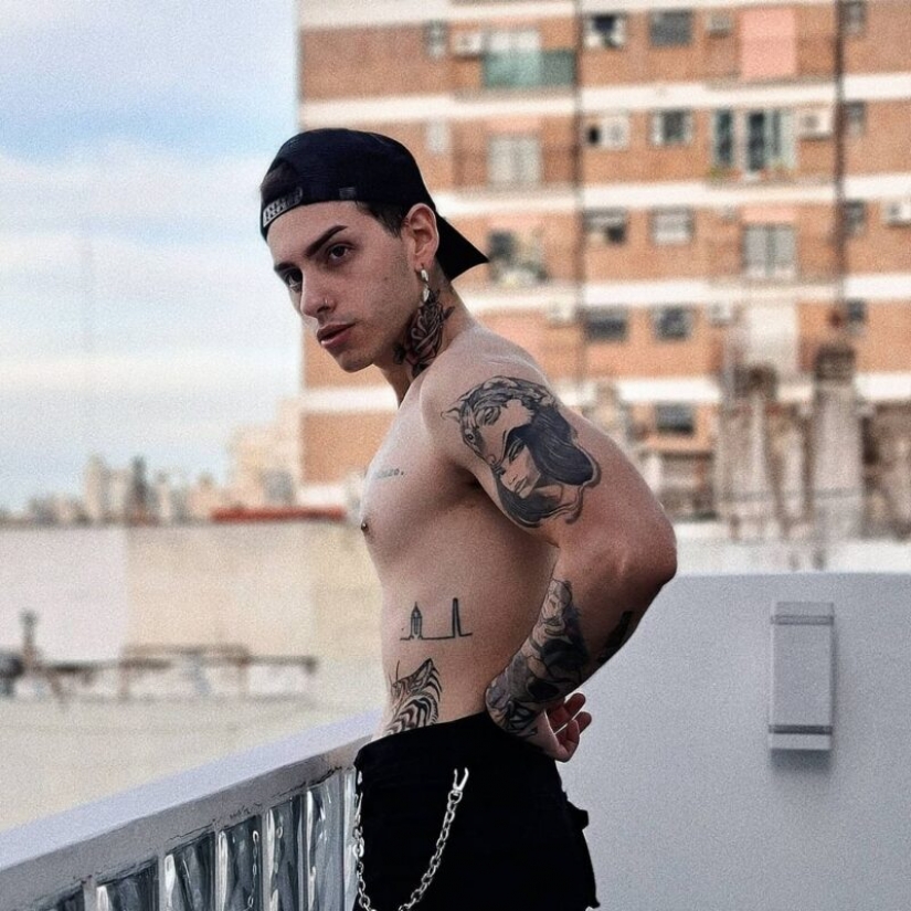 El hijo del presidente de Argentina se ha convertido en un hombre sin género, y su padre está orgulloso de él El hijo del presidente de Argentina se ha convertido en un hombre sin género, y su padre está orgulloso de él