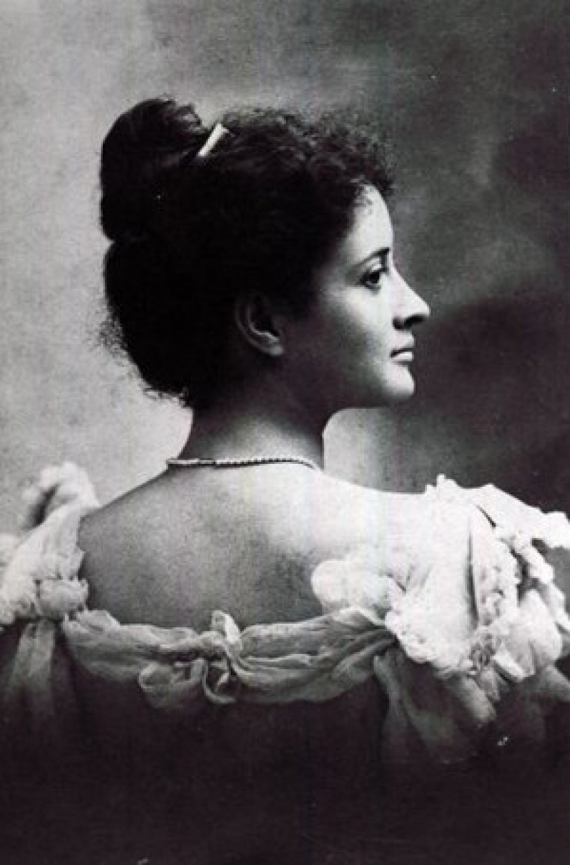 El Paraíso Anexo: La Vida y la muerte de la última Princesa del Reino Hawaiano