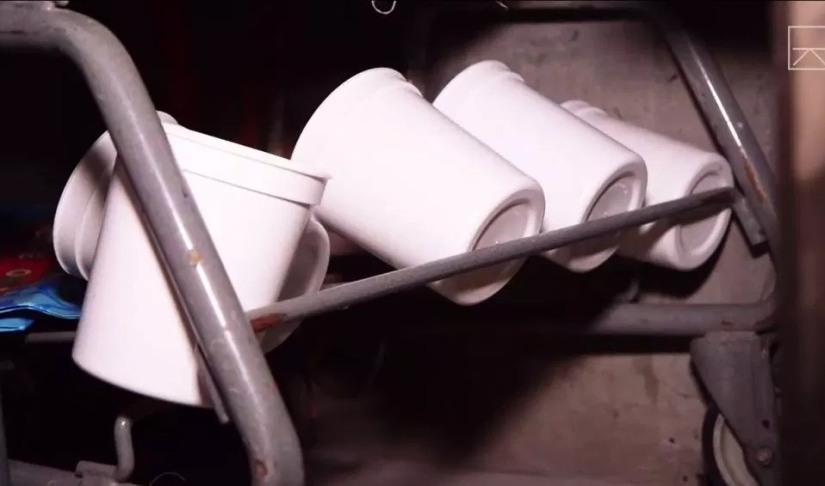 El submundo de la ciudad del pecado: una vida sin hogar en la oscuridad de los túneles de Las Vegas