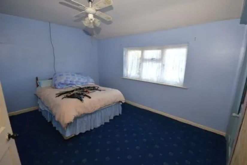 En Inglaterra, una casa con tres dormitorios, un jardín y el cuerpo del propietario anterior está a la venta En Inglaterra, una casa con tres dormitorios, un jardín y el cuerpo del propietario anterior está a la venta