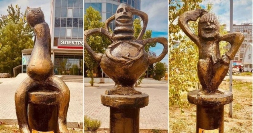 En Krasnodar, uno de los callejones de la ciudad fue capturado por esculturas de palabrotas y unidades fraseológicas En Krasnodar, uno de los callejones de la ciudad fue capturado por esculturas de palabrotas y unidades fraseológicas