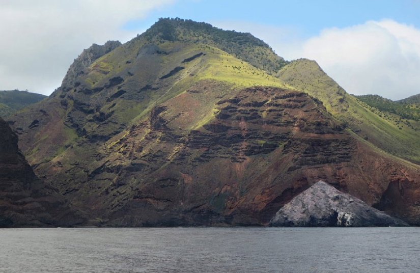 En la isla donde murió Napoleón, el aeropuerto más inútil del mundo está inactivo En la isla donde murió Napoleón, el aeropuerto más inútil del mundo está inactivo