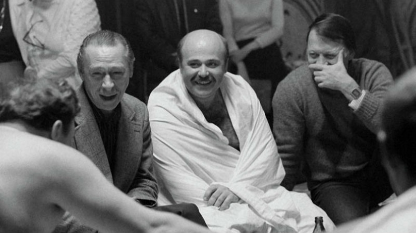 En los conjuntos de populares películas Soviéticas En los conjuntos de populares películas Soviéticas