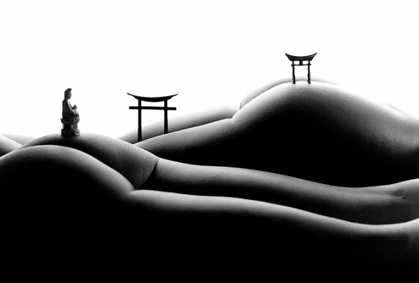 Erotic landscapes of the female body