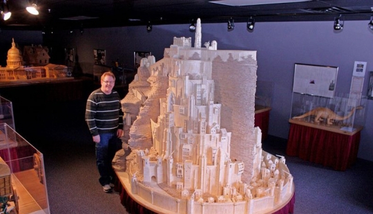 Esculturas hechas de fósforos