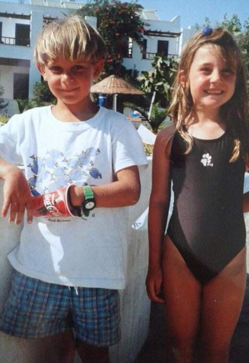 Estoy en un lugar que he visto: antes de la boda, la pareja encontró que es familiar a 15 años más de lo que pensaba