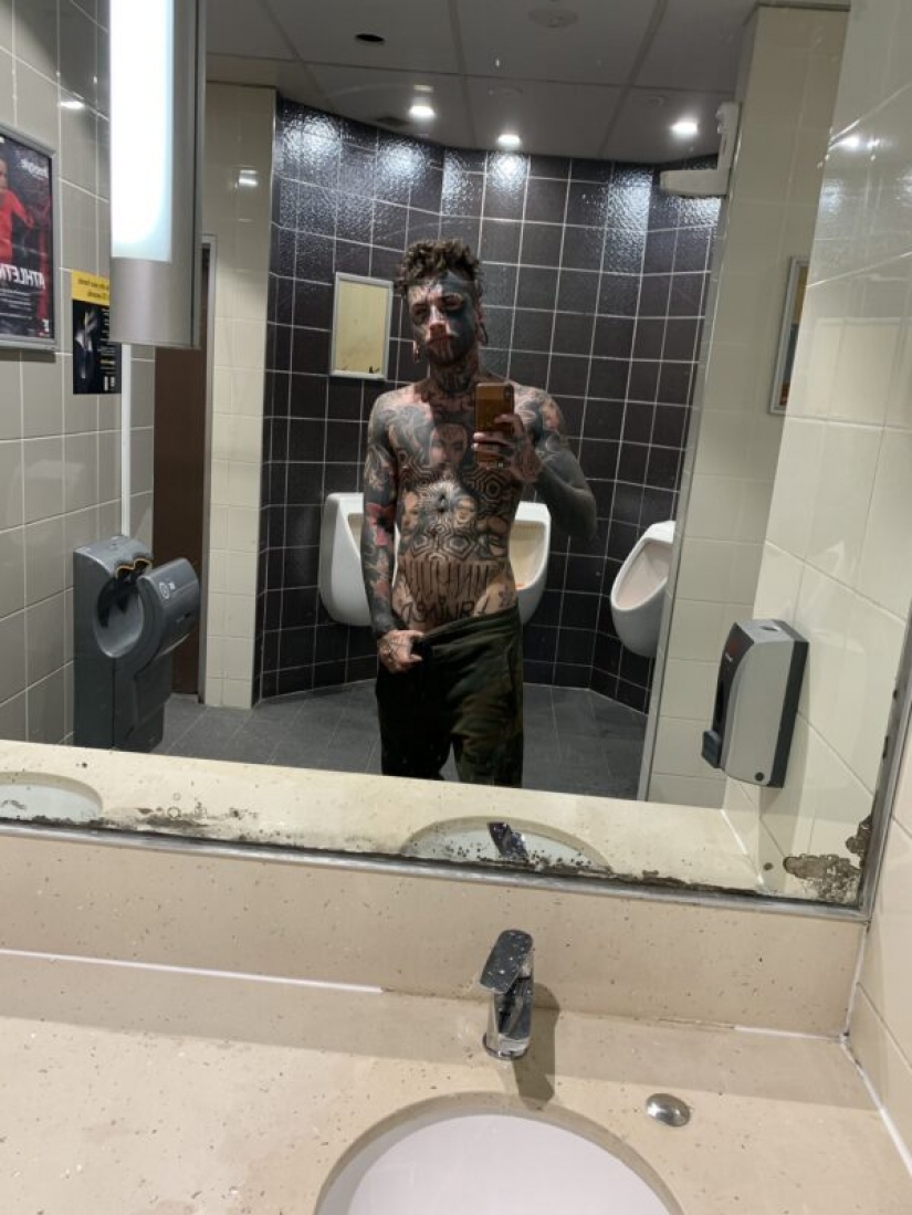 Ethan Modboy Bramble-El Modificador y Fenómeno más extremo de Australia Ethan Modboy Bramble-El Modificador y Fenómeno más extremo de Australia