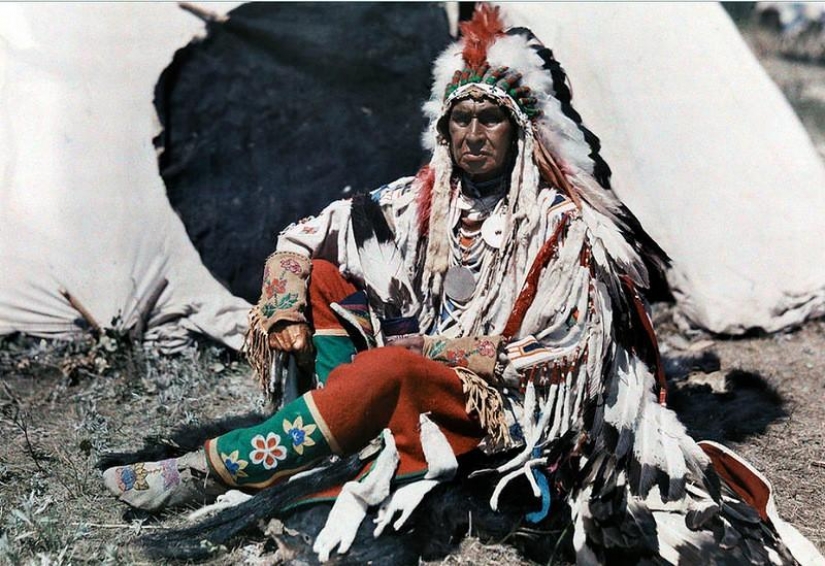 "Ethnoexotics" from around the world on autochromes (1907-1931)