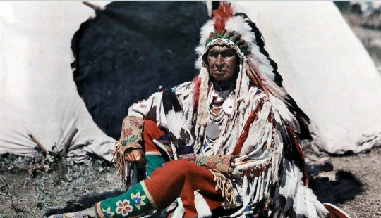 "Ethnoexotics" from around the world on autochromes (1907-1931)