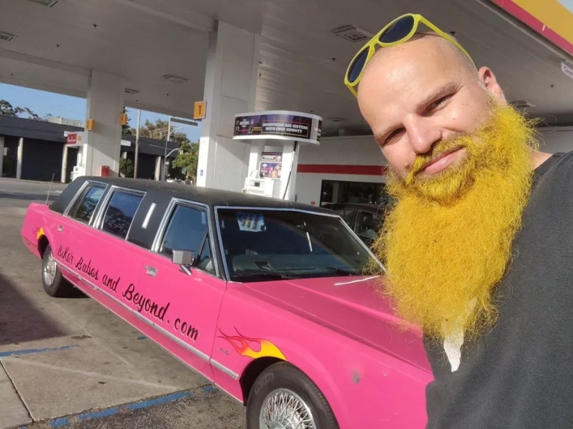 Euphoria in the middle of the desert: Hot revelations of Burning Man Festival participants Euphoria in the middle of the desert: Hot revelations of Burning Man Festival participants