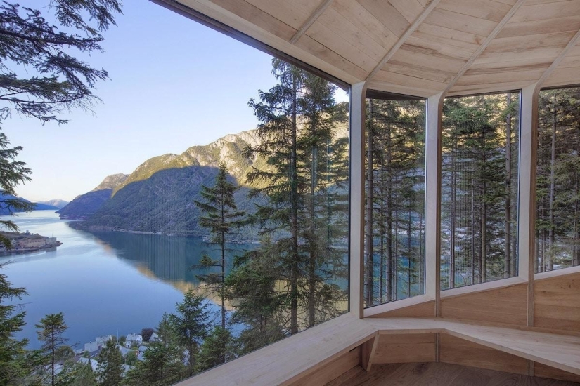 Exclusivas casas en los árboles Woodnest vapor en los bosques de noruega