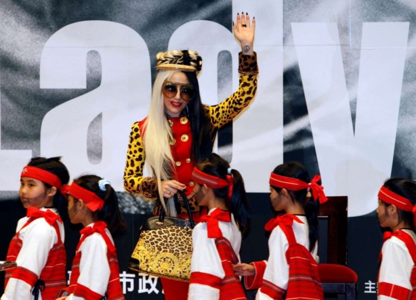 Famous lefties Famous lefties