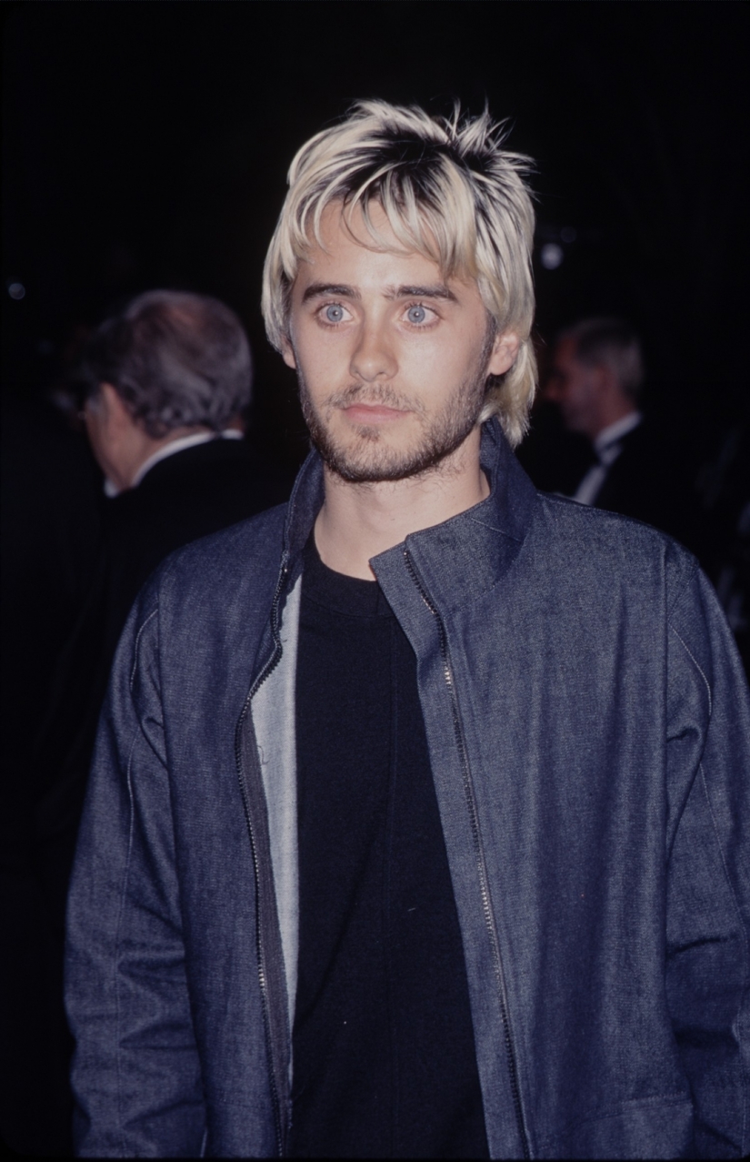 Famous stars when they were 18