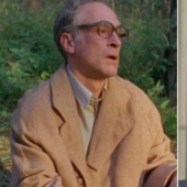 Find 10 differences: famous maniacs in movies and in real life