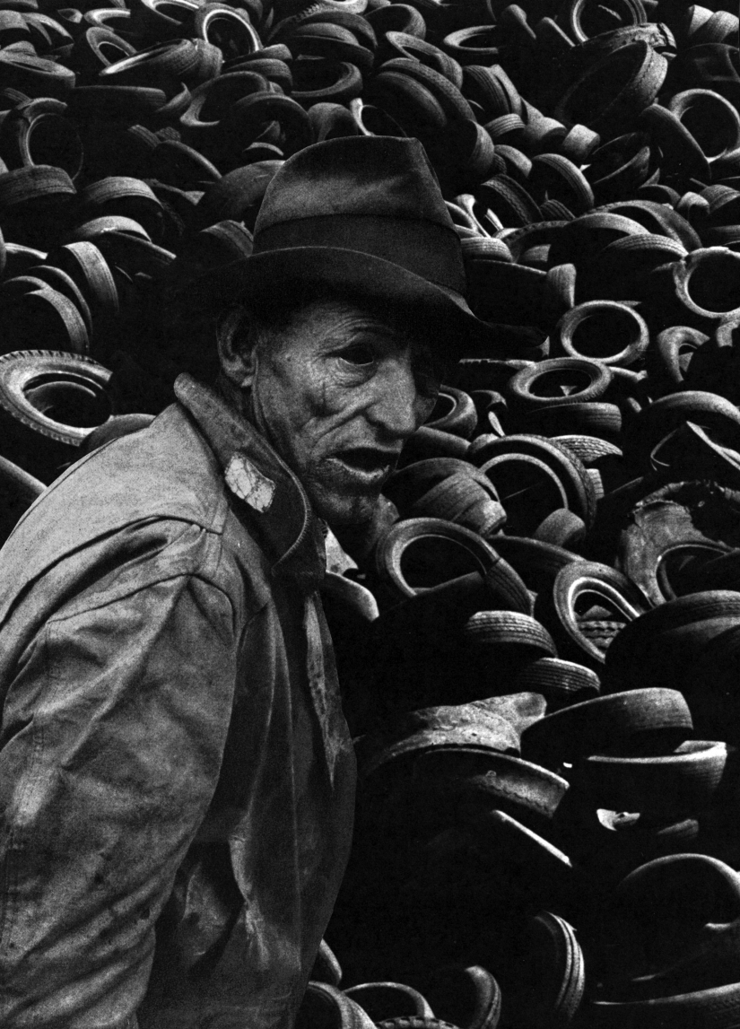 Fobias raras traídas a la vida en una serie de collages siniestros