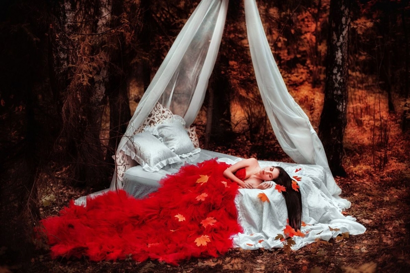 Forest Princess and mermaids: Perm photographer takes fabulous beauties in the forests of the Kama region