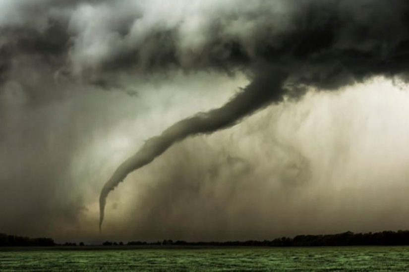 Fotógrafo pasó 7 años persiguiendo tormentas en Tornado Alley