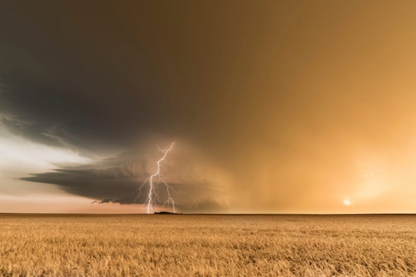 Fotógrafo pasó 7 años persiguiendo tormentas en Tornado Alley