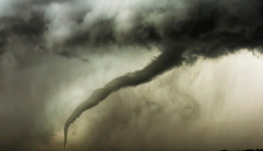 Fotógrafo pasó 7 años persiguiendo tormentas en Tornado Alley Fotógrafo pasó 7 años persiguiendo tormentas en Tornado Alley