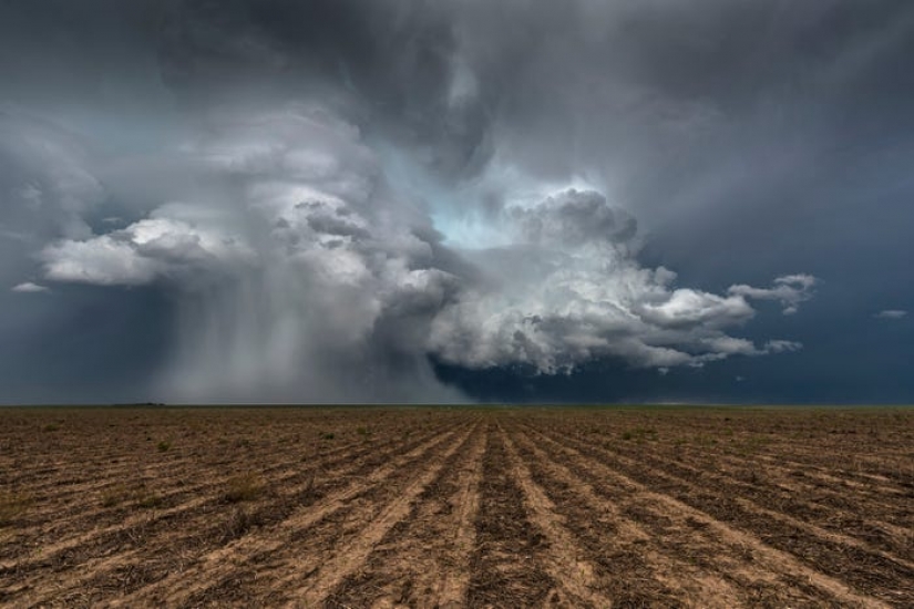 Fotógrafo pasó 7 años persiguiendo tormentas en Tornado Alley
