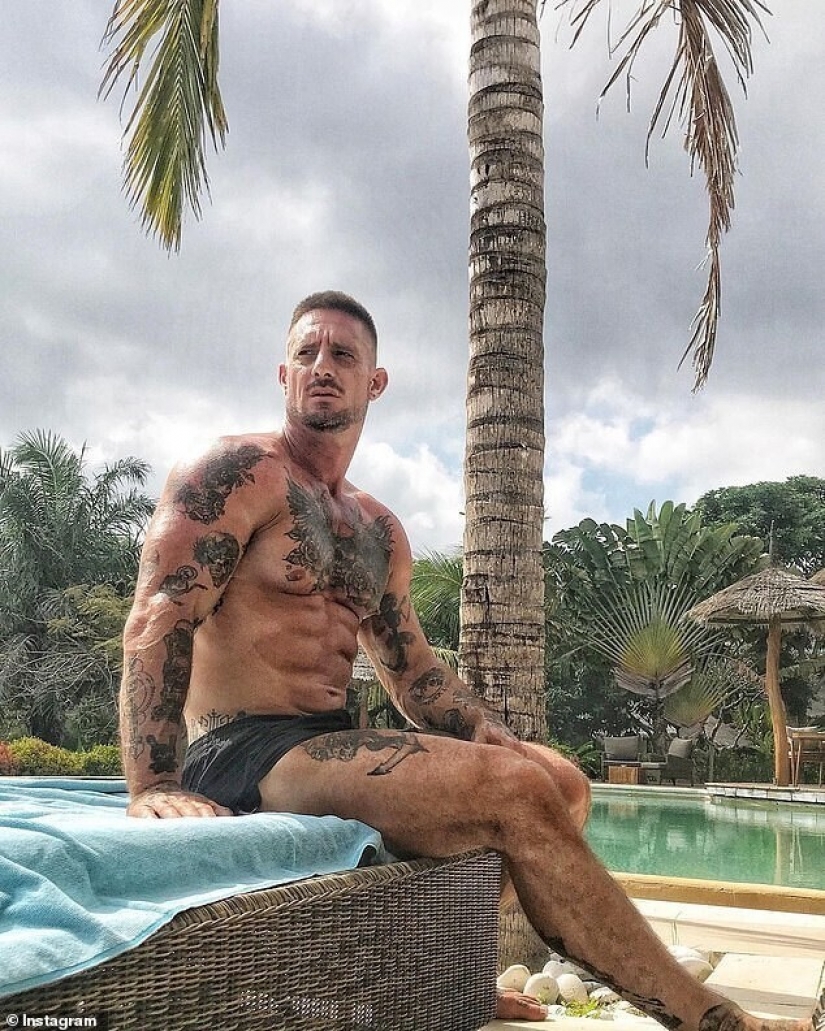 Fotógrafo-surfer brad maestros murió en Bali de una extraña infección que golpeó el cuello Fotógrafo-surfer brad maestros murió en Bali de una extraña infección que golpeó el cuello