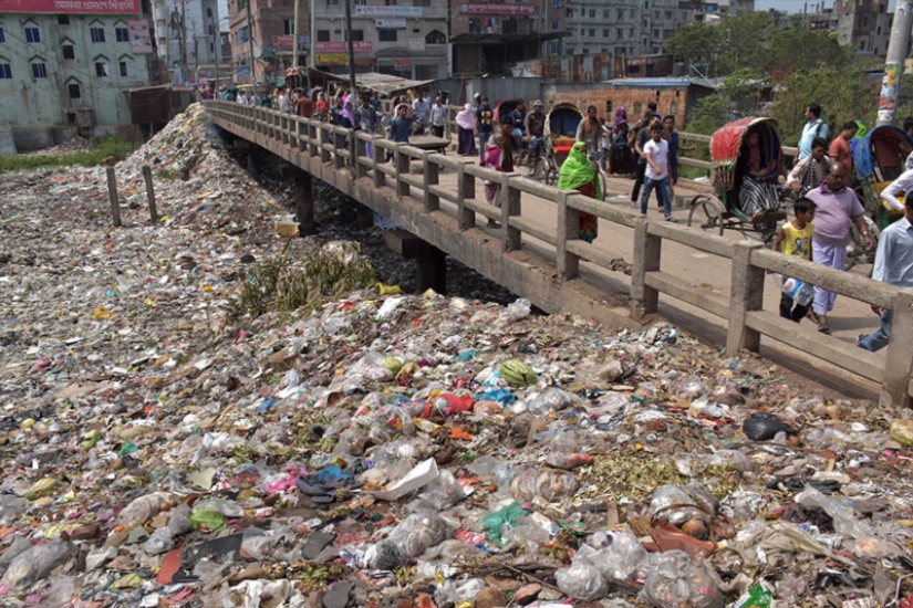 Fotos reveladoras muestran cómo los desechos plásticos están contaminando nuestro planeta