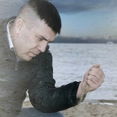 Found the same "man with sand" from meme. You also saw, but did not know