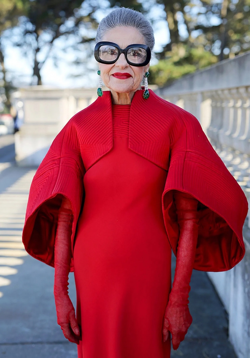 From 30 to 100: models who have achieved success in adulthood From 30 to 100: models who have achieved success in adulthood