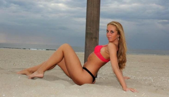 From big sports to the porn industry: everyday collisions of vice-world champion Verona van de Leer From big sports to the porn industry: everyday collisions of vice-world champion Verona van de Leer