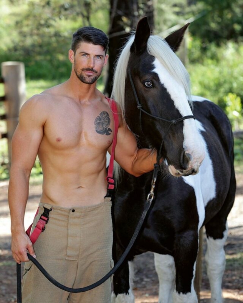 Fuego en los corazones de las mujeres: los bomberos australianos han publicado un calendario para 2022