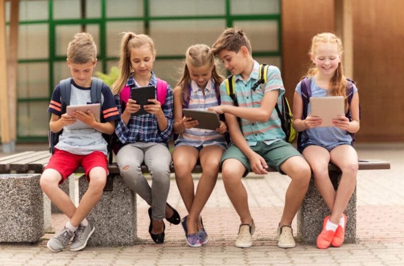 Generation Z: Seven good and not so good features of modern youth