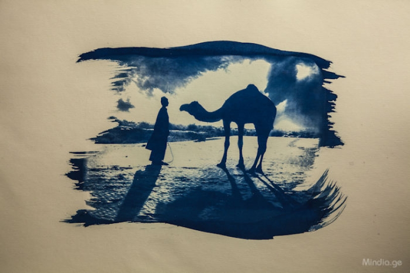 Georgian photographer uses a unique method of printing his photographs