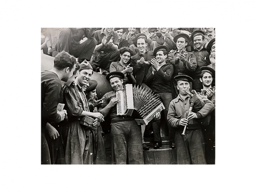 Gerda Taro, the first military photocorrespondent: become a legend for 11 months career