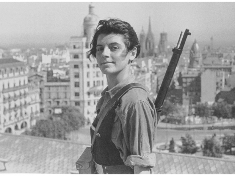 Gerda Taro, the first military photocorrespondent: become a legend for 11 months career