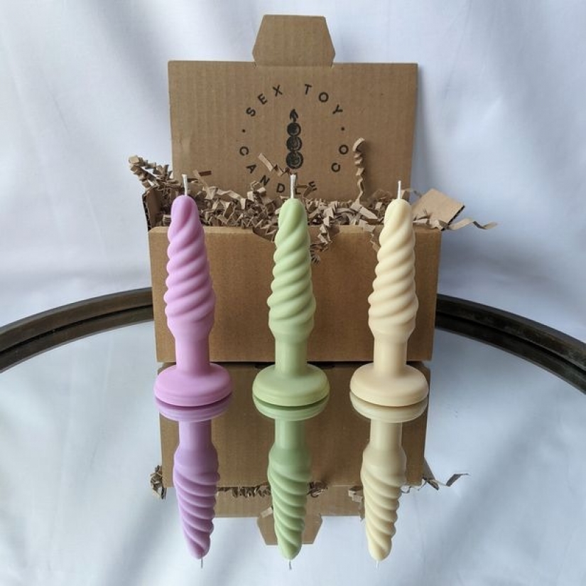 Girly startup in the kitchen: unemployed British woman makes indecent candles Girly startup in the kitchen: unemployed British woman makes indecent candles
