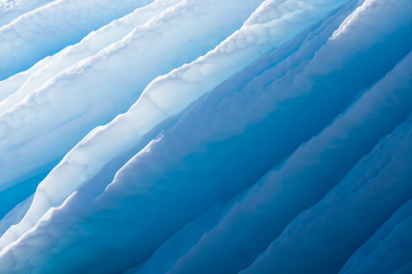 Glaciers and silence: The vanishing beauty of Greenland through the lens of Albert Dros