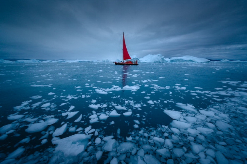 Glaciers and silence: The vanishing beauty of Greenland through the lens of Albert Dros