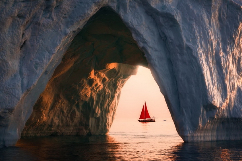 Glaciers and silence: The vanishing beauty of Greenland through the lens of Albert Dros