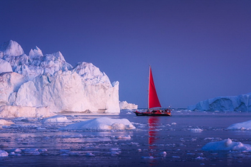 Glaciers and silence: The vanishing beauty of Greenland through the lens of Albert Dros