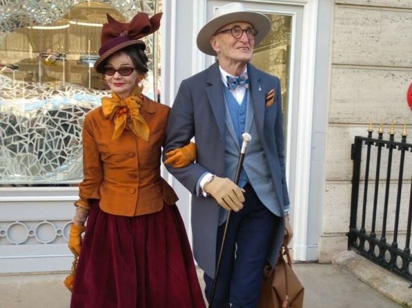 Gray hair in a beard - style in an edge: pensioners from Berlin amaze the world with their images
