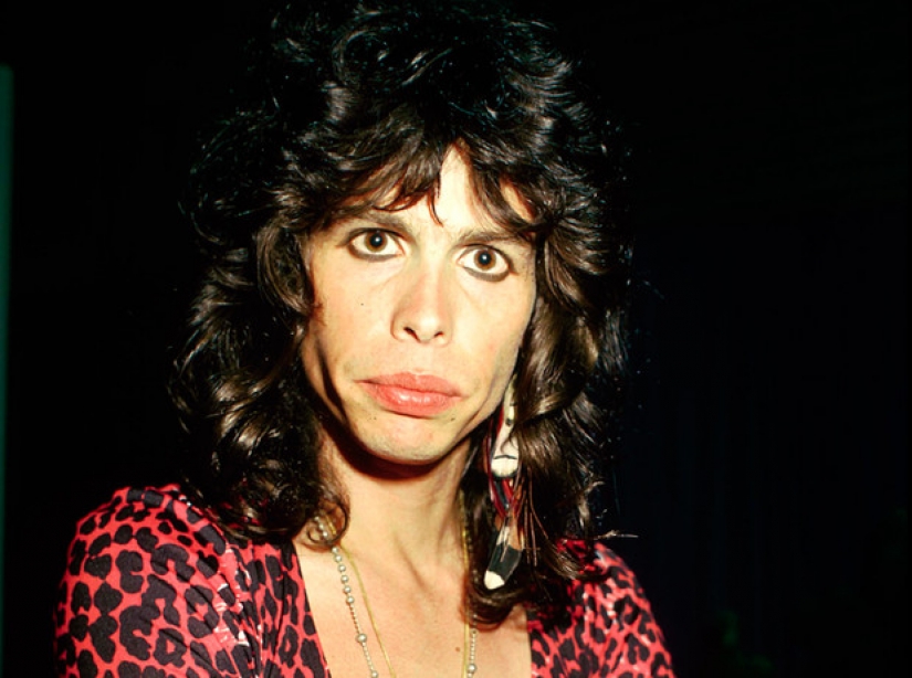 Guys with expressive eyes: as eyeliner is back in the Arsenal men