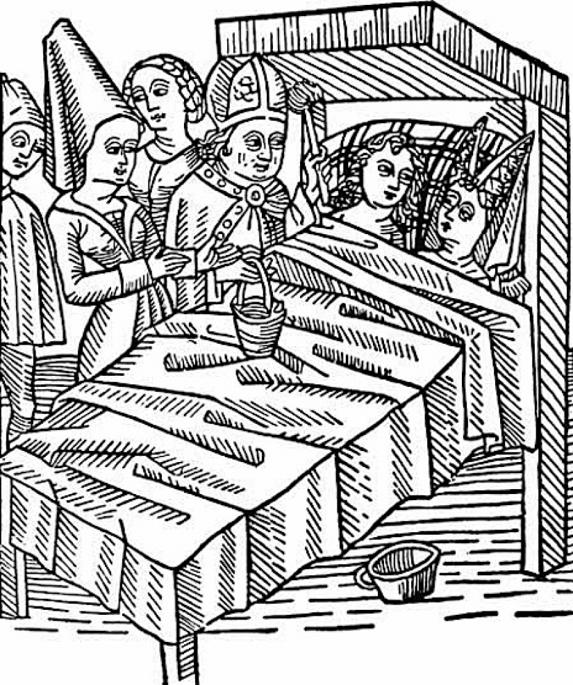 Having sex in the Middle Ages was very difficult Having sex in the Middle Ages was very difficult